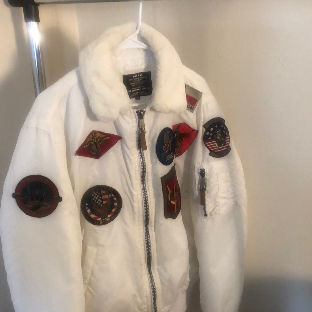 TOP GUN® OFFICIAL B-15 MEN’S FLIGHT BOMBER JACKET WITH PATCHES